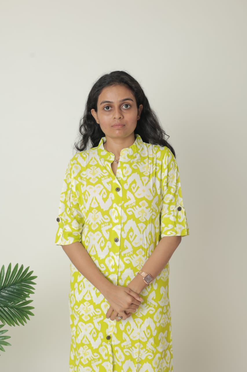 Woman in Yellow Printed Kurta